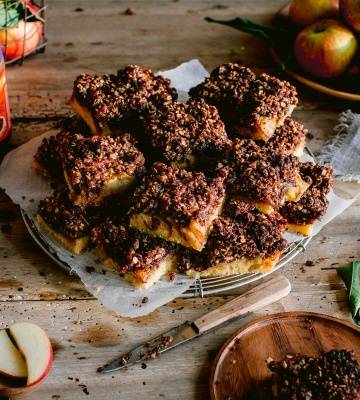 Ovo Crunchy Cream Apfel-Streusel-Kuchen